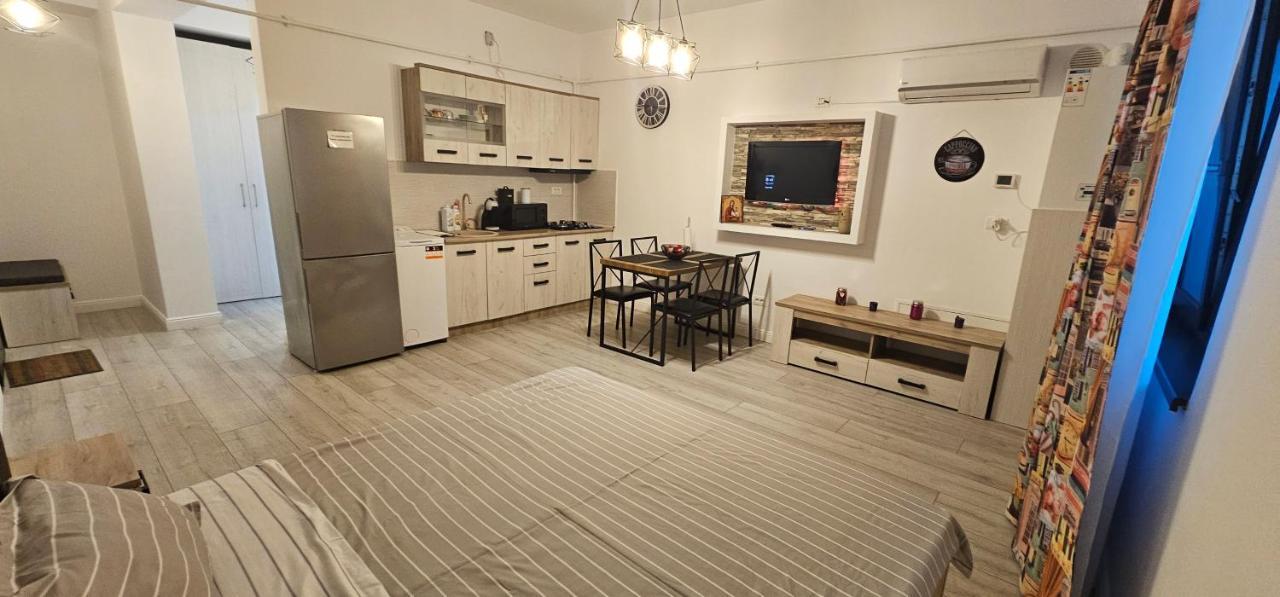 Calin Luma Studio Lägenhet Năvodari Exteriör bild